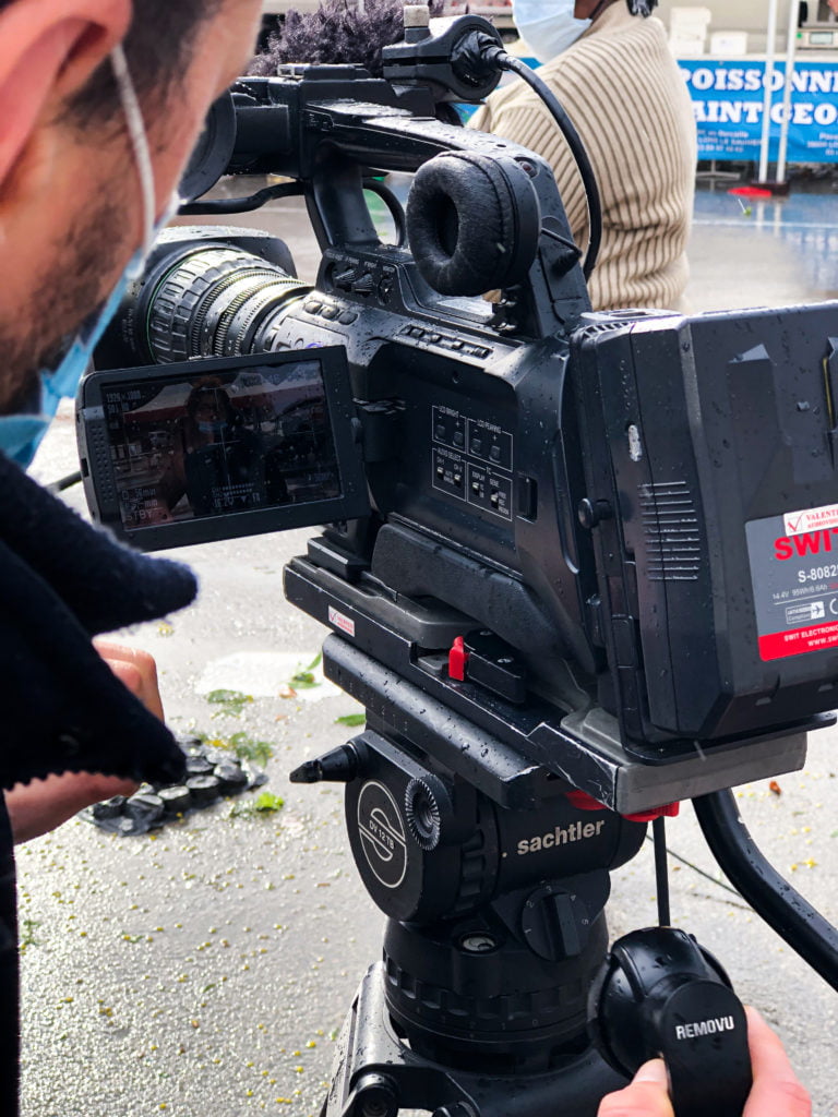 Entrevue micro trottoir au public